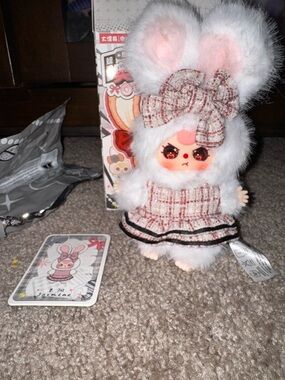 Baby Three Olis Wardrobe Opened Blind Box